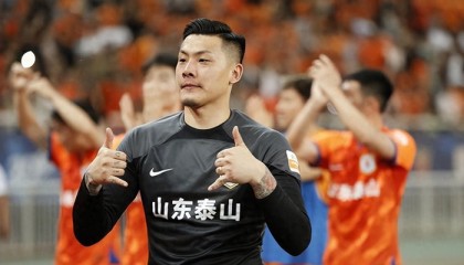 世界杯下注-王大雷全新形象亮相中超！首轮就表现不俗零封对手，征服山东球迷|鲁能|山东队|辽宁|辽宁铁人|本菲卡足球俱乐部_新浪体育_新浪新闻